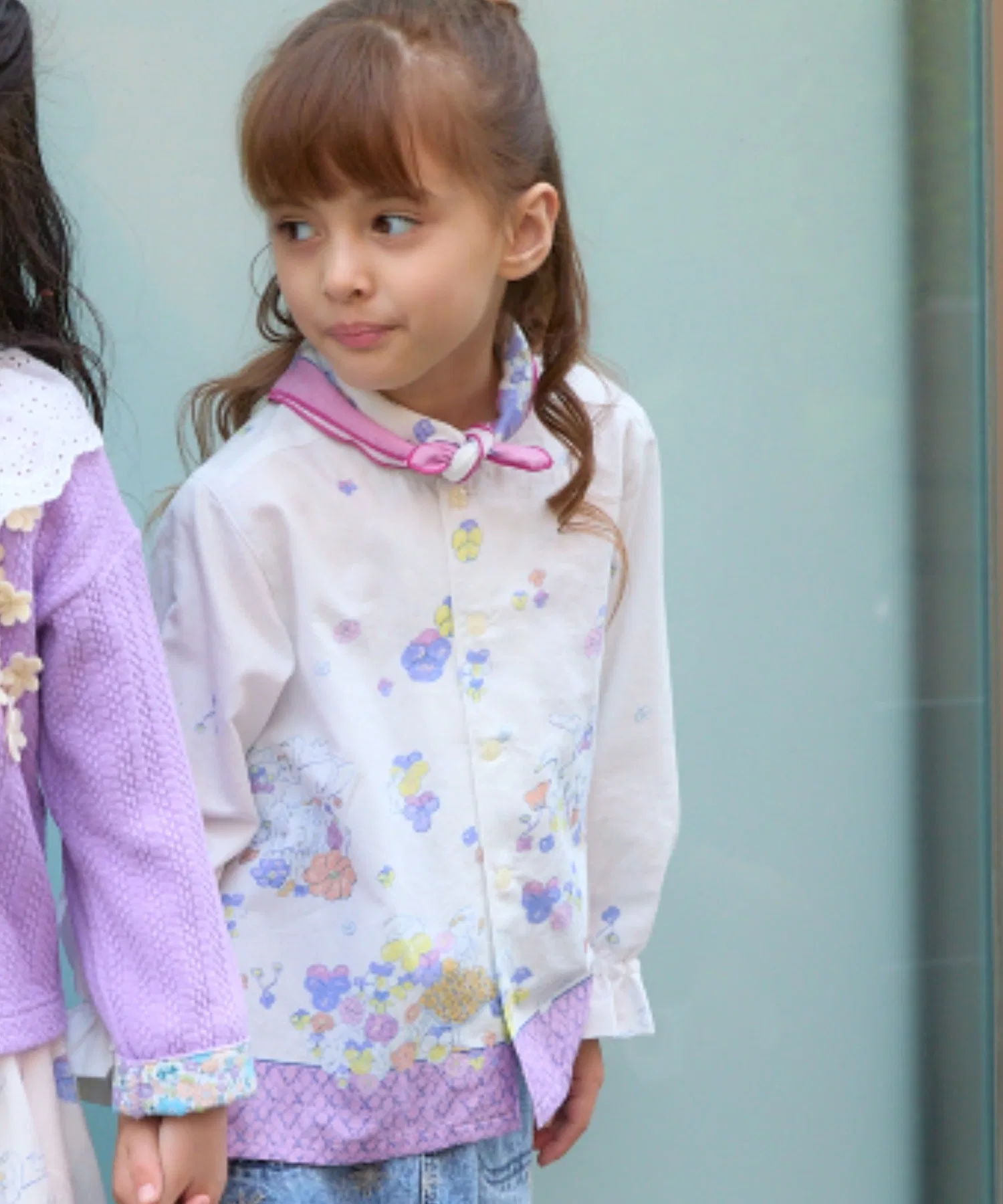 Детская хлопковая блузка с принтом hakka kids × 北澤平祐 кремового цвета