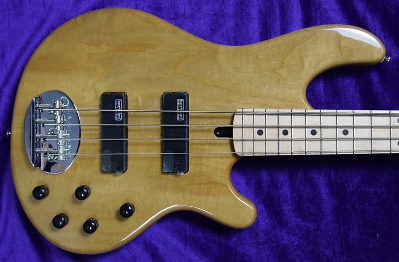 

Басс гитара Lakland Skyline 44-01, Natural / Maple