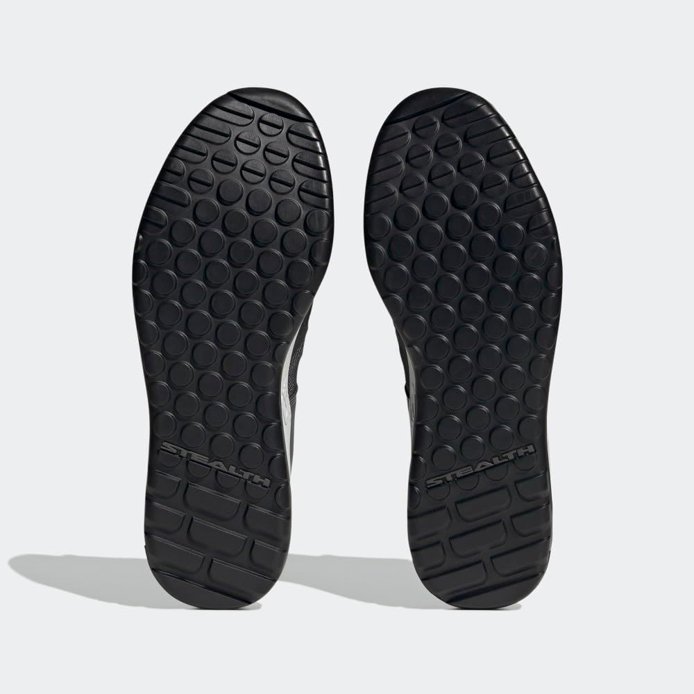 Мужские трейловые кроссовки adidas Trailcross, белый/черный/серый — фото 4