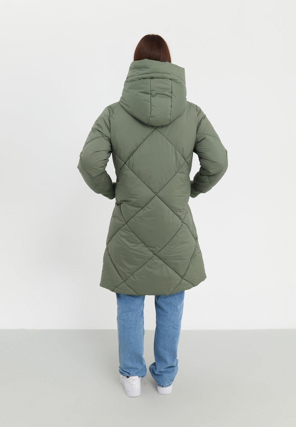 

Зимнее пальто LONG PUFFER DIAMOND Even&Odd, зеленый