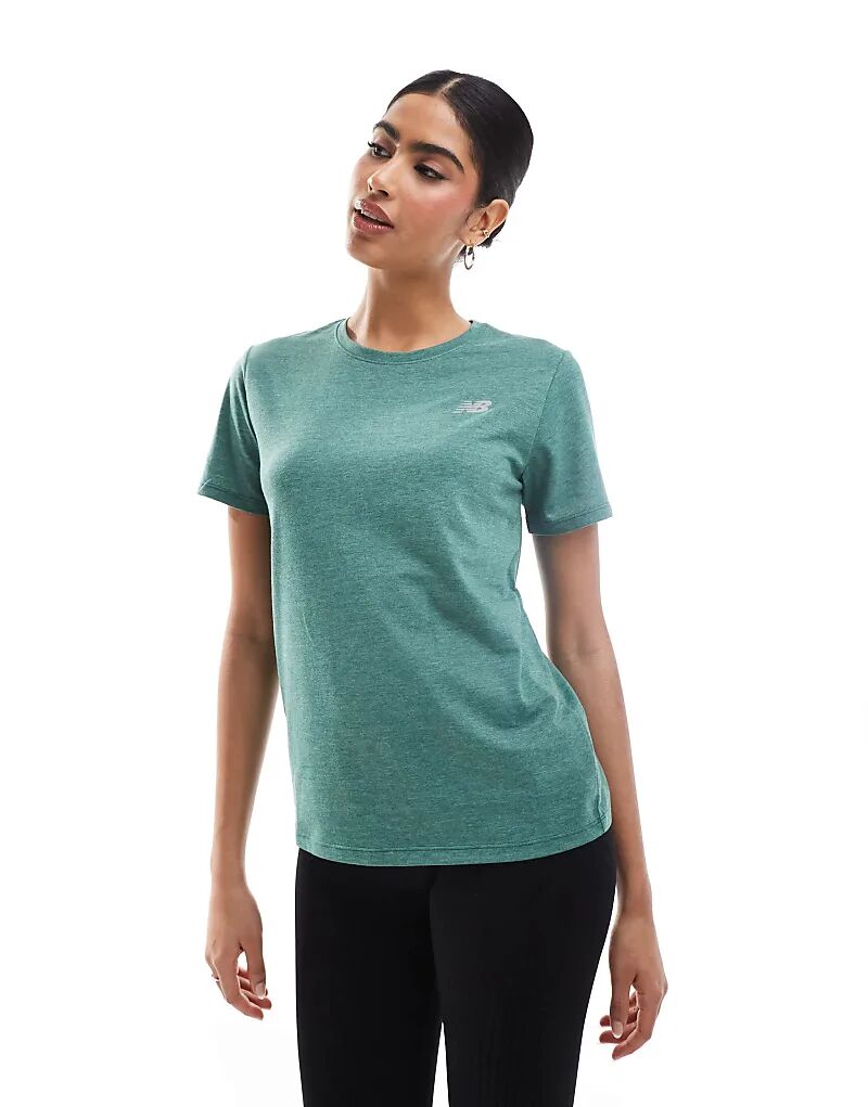 

Футболка Sport Essentials Heathertech зеленого цвета New Balance