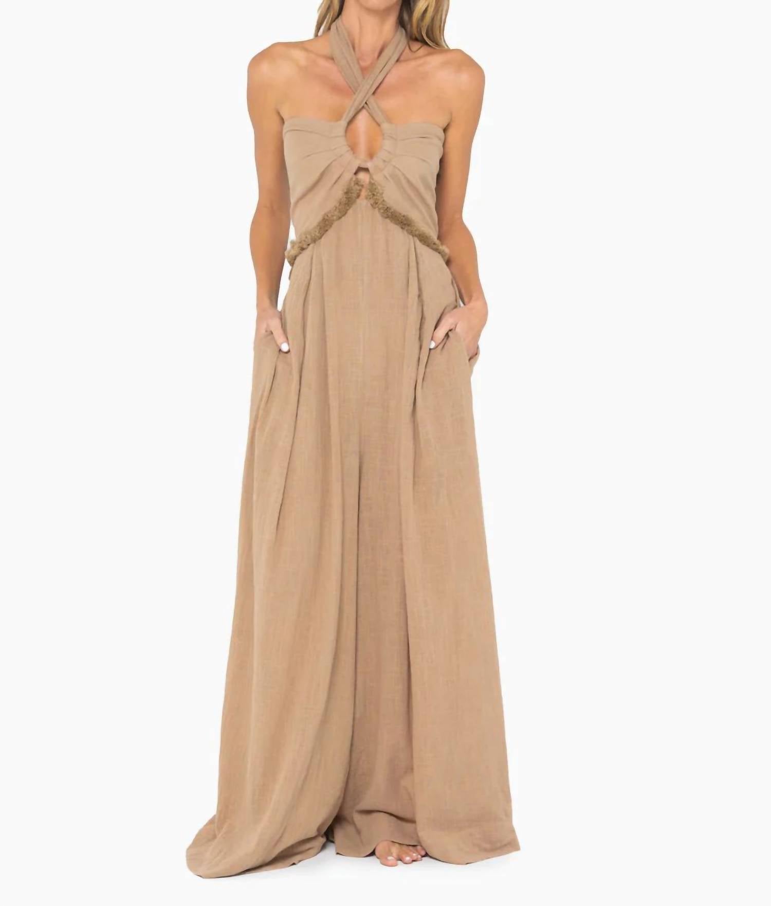 

Комбинезон Esme Halter в цвете латте JBQ, Latte