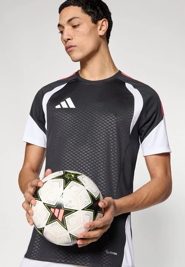 Спортивная футболка tiro 26 для соревнований и тренировок Adidas Performance, Black/Semi Lucid Red — фото 4