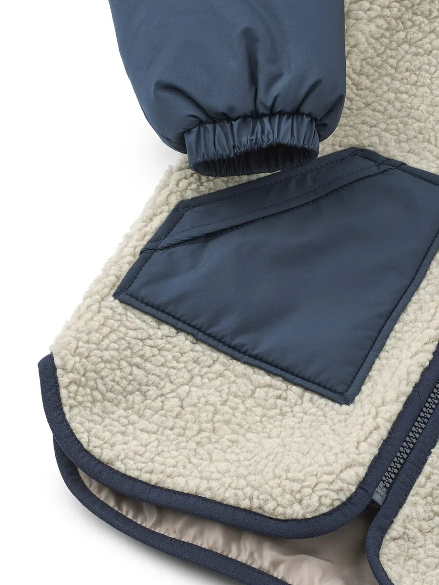 Куртка Liewood Between-Season Jacket 'Runa' темно-синего цвета — фото 4