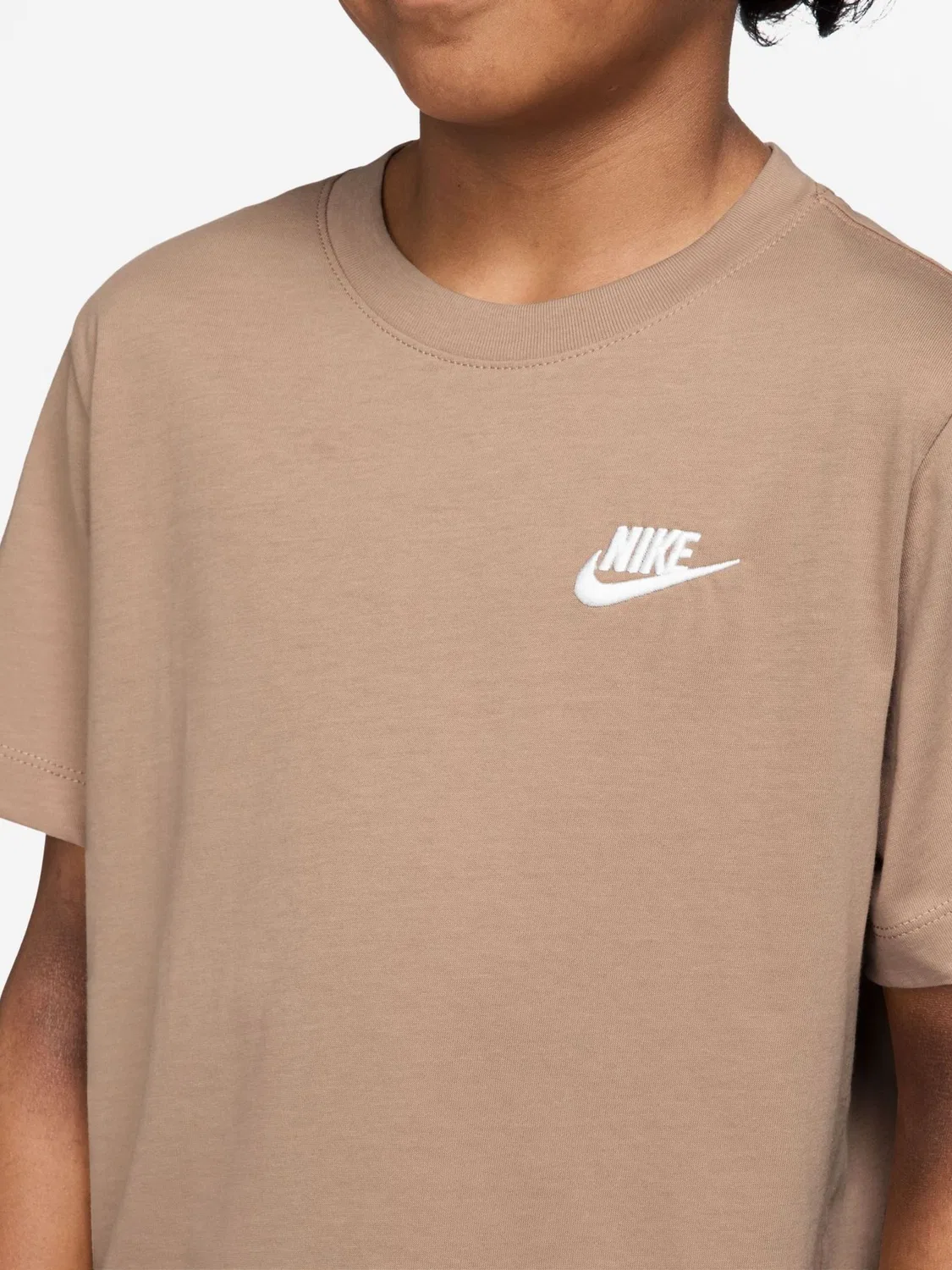 Футболка Nike Club с коротким рукавом, коричневый — фото 3