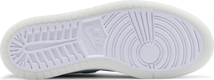 Кроссовки Wmns Air Jordan 1 High Zoom Comfort High Psychic Blue Sesame, синий — фото 4