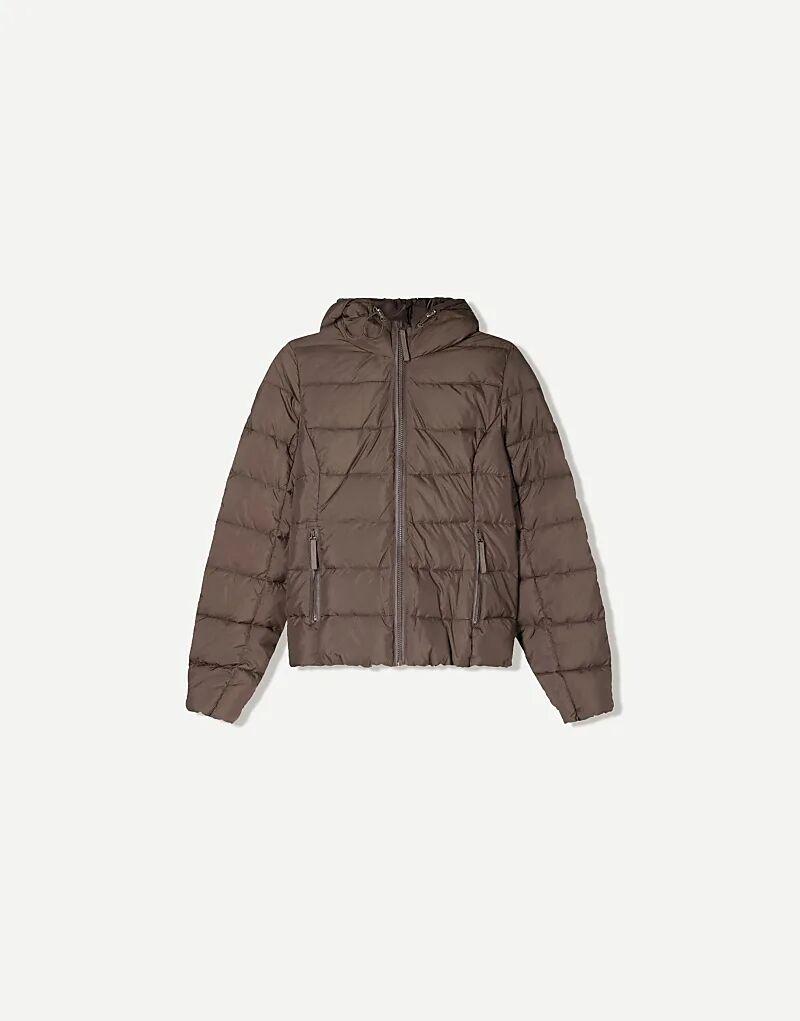 

Легкая стеганая куртка Bershka коричневого цвета