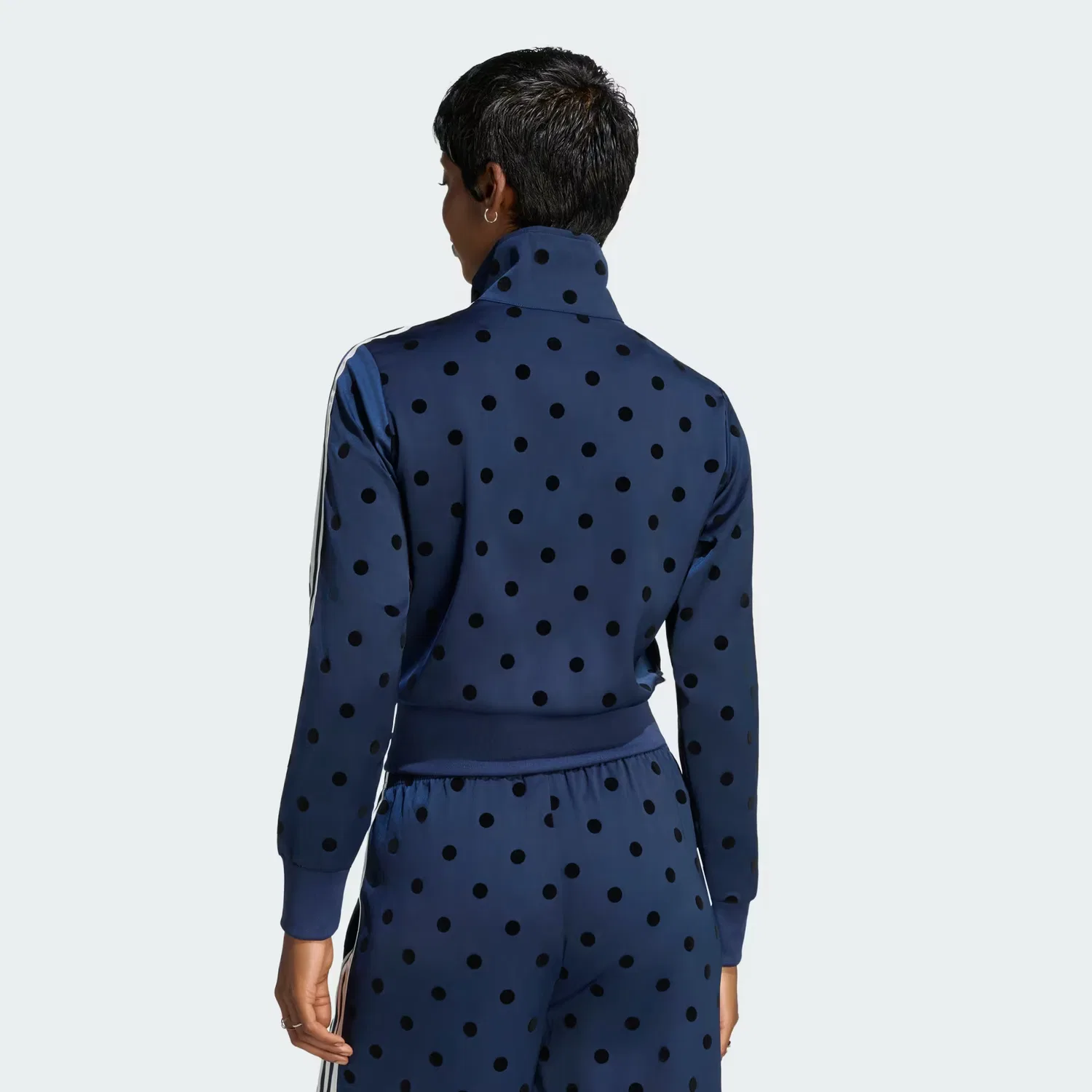Женская олимпийка на молнии с принтом в горошек Satin Polka Dots TT Adidas Originals, Night Indigo — фото 2