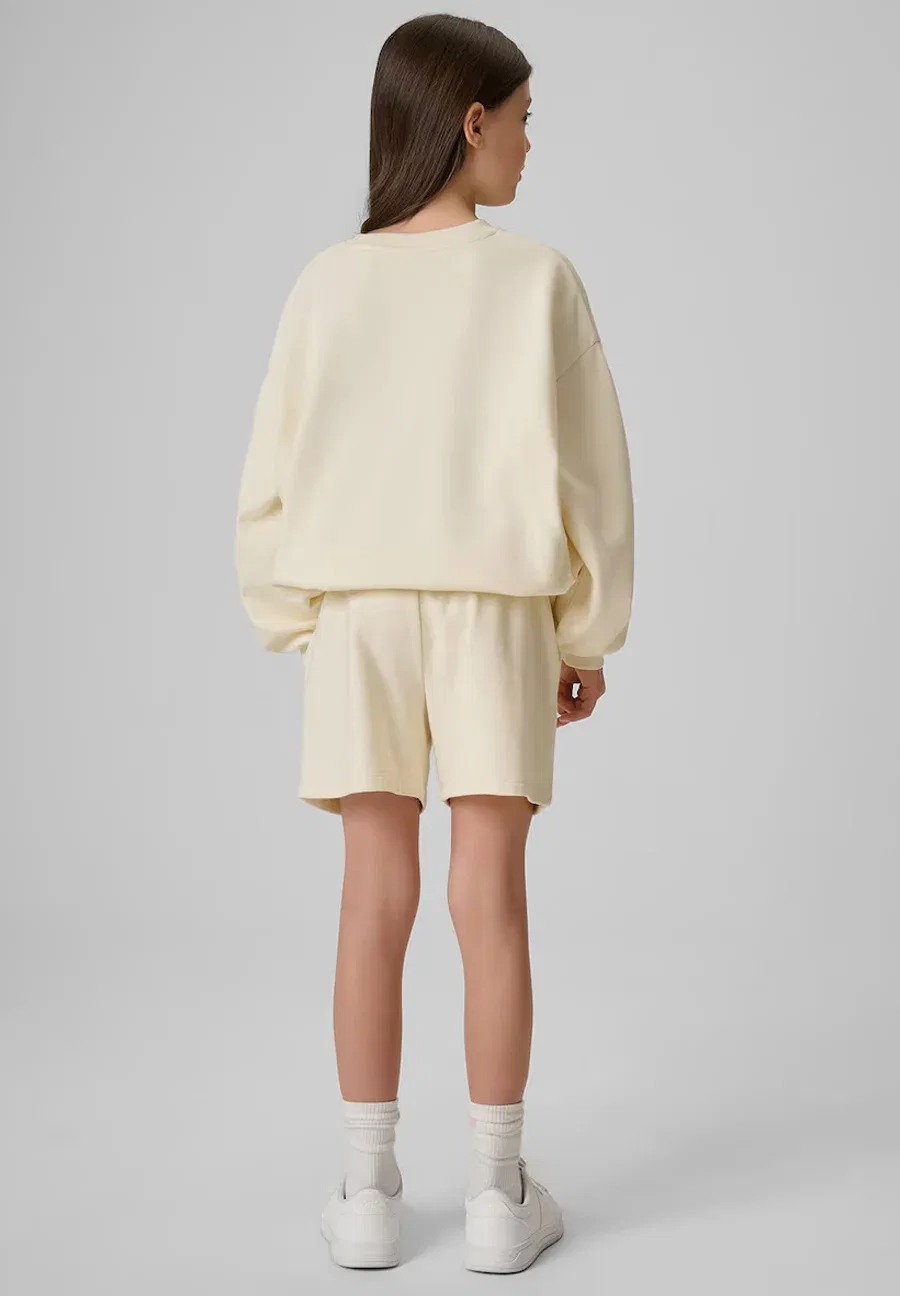 Spodenki dresowe dziewczęce - białe 140 (9-10 лат) - спортивные шорты 4F, Off White — фото 3