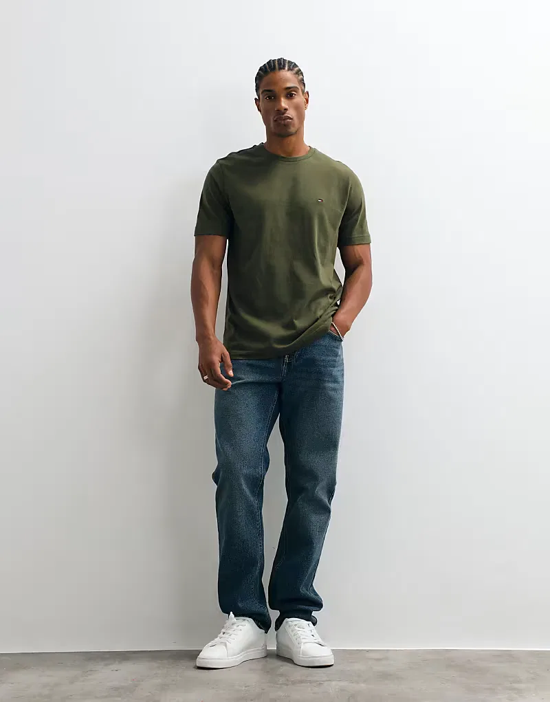 Футболка Tommy Hilfiger с логотипом в виде флага, хаки — фото 2