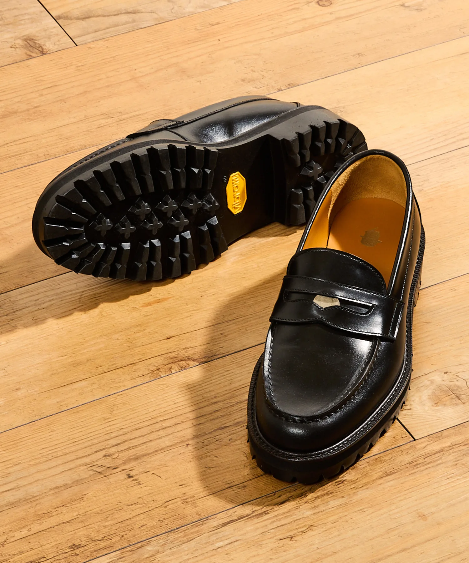 Мужские лоферы с кожаным верхом и монетой Tomo & Co COIN LOFER Vibram черные — фото 2