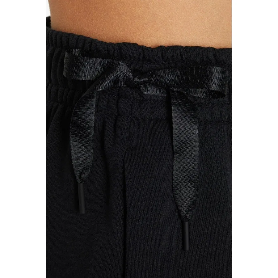 Шорты свободного кроя из футера Nike Sportswear High Rise Loose Fit Fleece Dance Shorts, Черный — фото 3