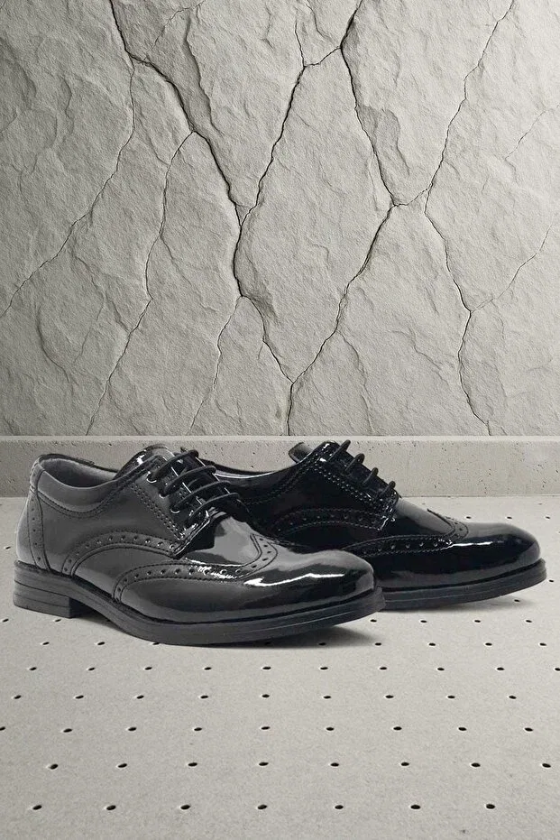 Детские туфли для мальчиков кожаные Plus titan patent leather laced classic boys' school shoes Raker, Black