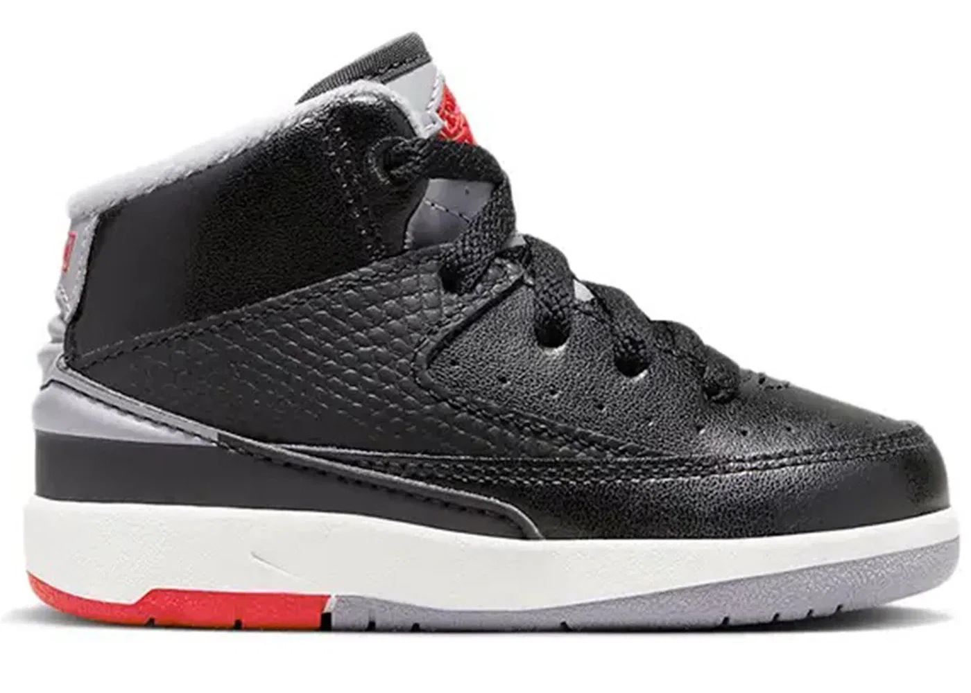 Детские кроссовки Lifestyle Jordan 2 Retro Jordan, Black/Fire Red/Sail/Cement Grey