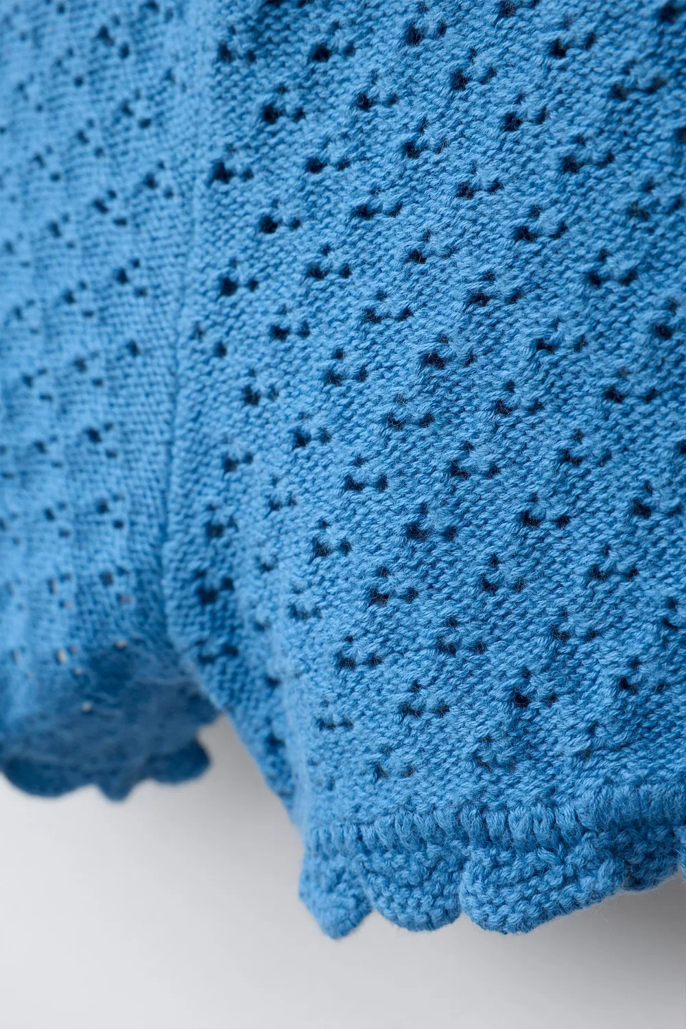 Бермудские шорты из смеси хлопка и льна с вышитыми оборками. ZARA, Bluish — фото 4