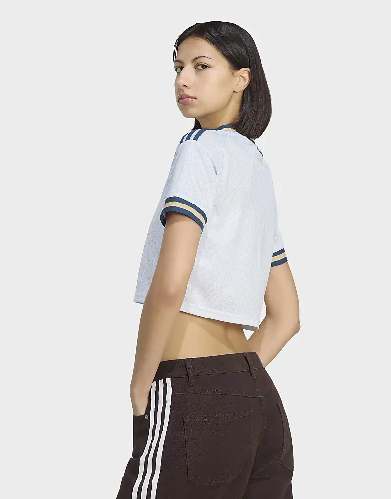 Укороченная выездная футболка сборной Италии Adidas Performance 26 в цвете Aeroblue — фото 4