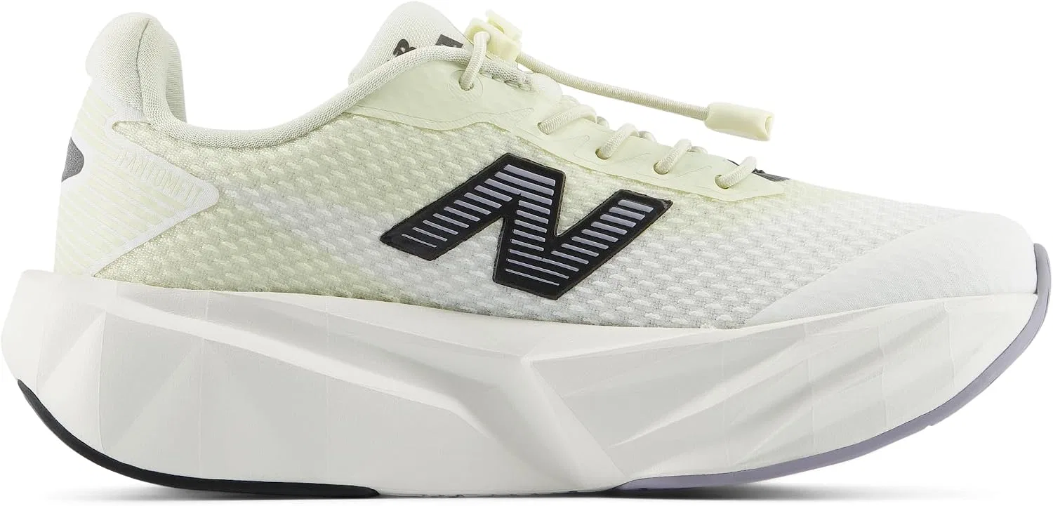 Детские кроссовки для бега FuelCell Rebel Bungee Lace W/Toggle New Balance, Pistachio Butter/Sea Salt — фото 3