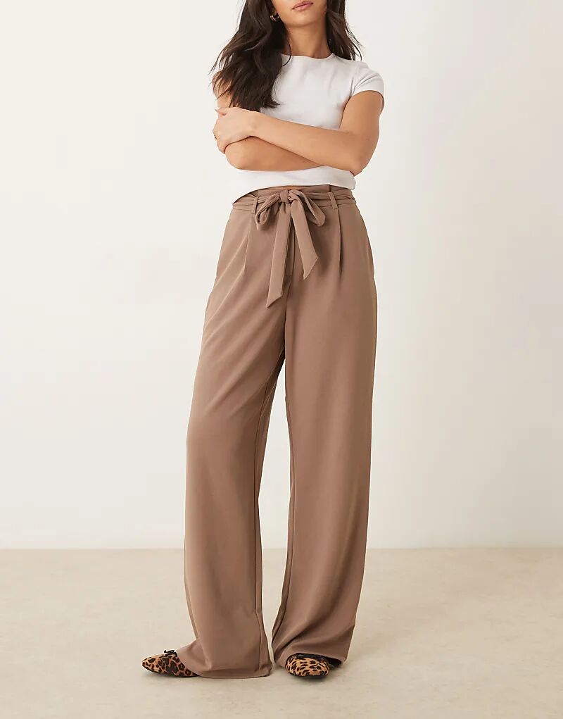 

Широкие брюки с завязками на талии в цвете fossil brown Vila