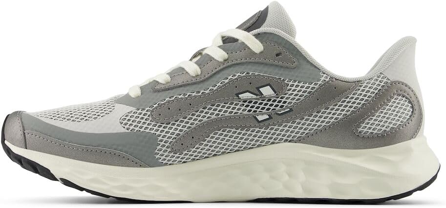 

Кроссовки для бега New Balance Men's Fresh Foam Arishi V4, серый