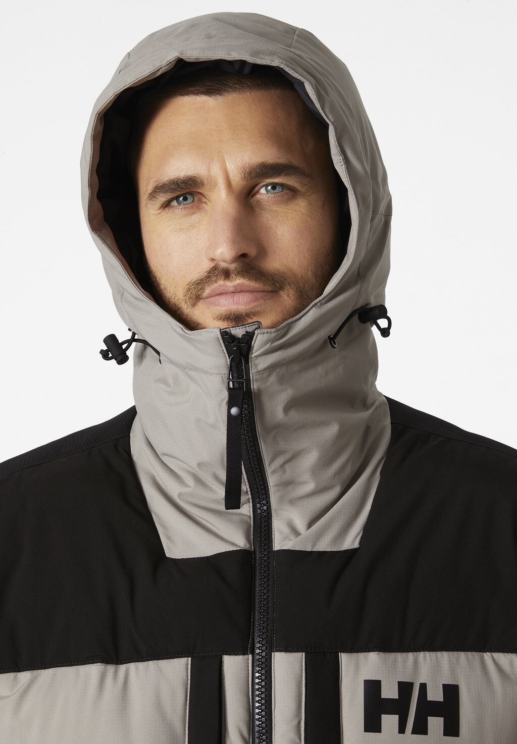 

Зимнее пальто PATROL Helly Hansen, светло-серый