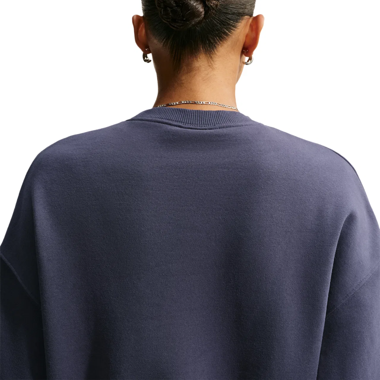 Женский свитшот с укороченной длиной и спущенным плечом Nike Studio Fleece Mid-OS Crop Crew, Gridiron/Sail — фото 2