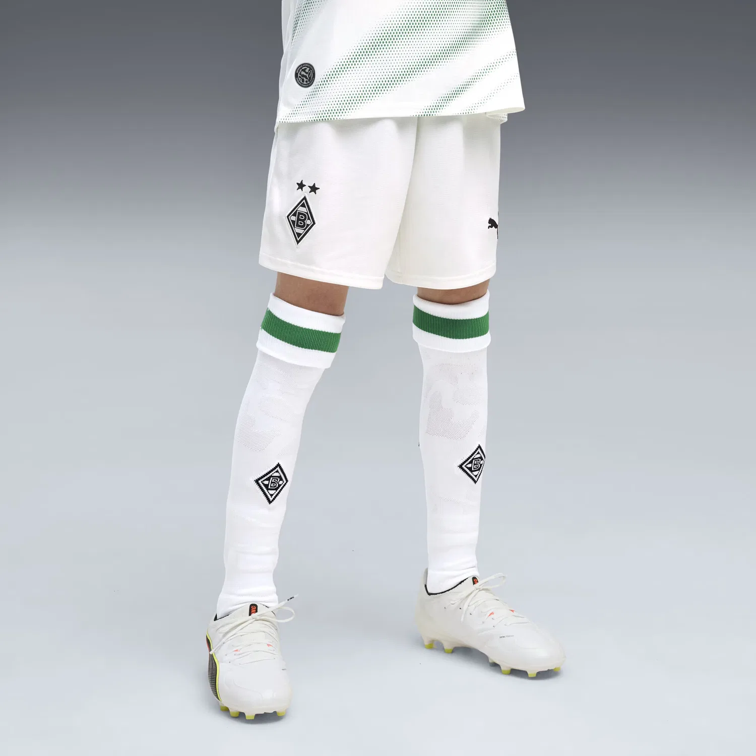 Спортивные брюки Puma Regular Workout Pants Borussia Mönchengladbach 26/27 белого цвета — фото 3