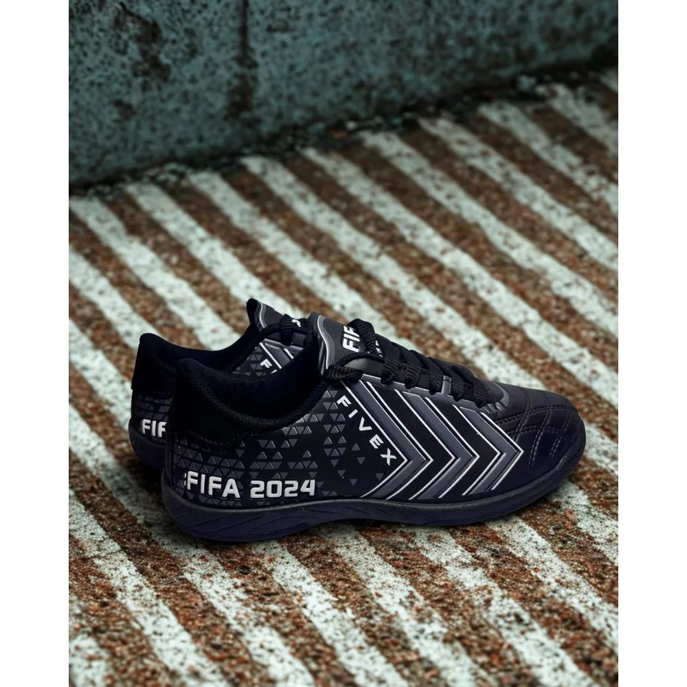 Детские футбольные бутсы для зала с шипами Unisex Black Crybrands
