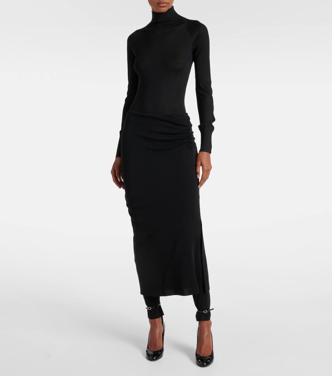 Юбка-брюки из шерстяной смеси со сборками Alaïa, цвет noir alaia — фото 2