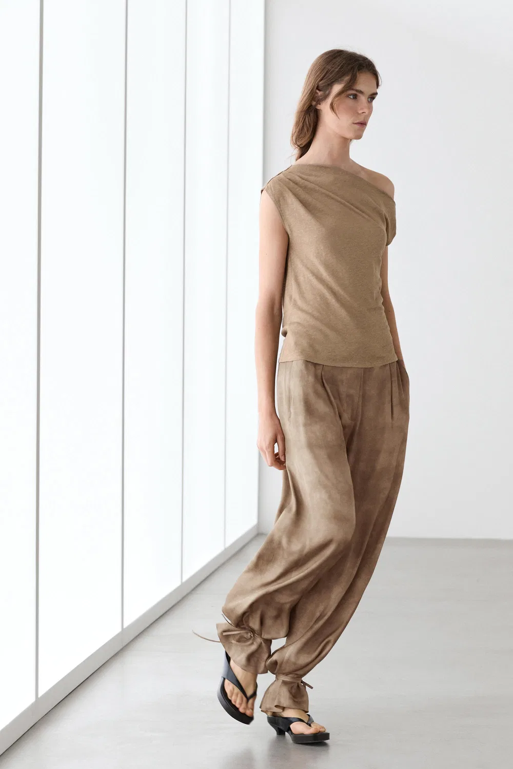 Брюки Massimo Dutti, свободные, бежевые — фото 2