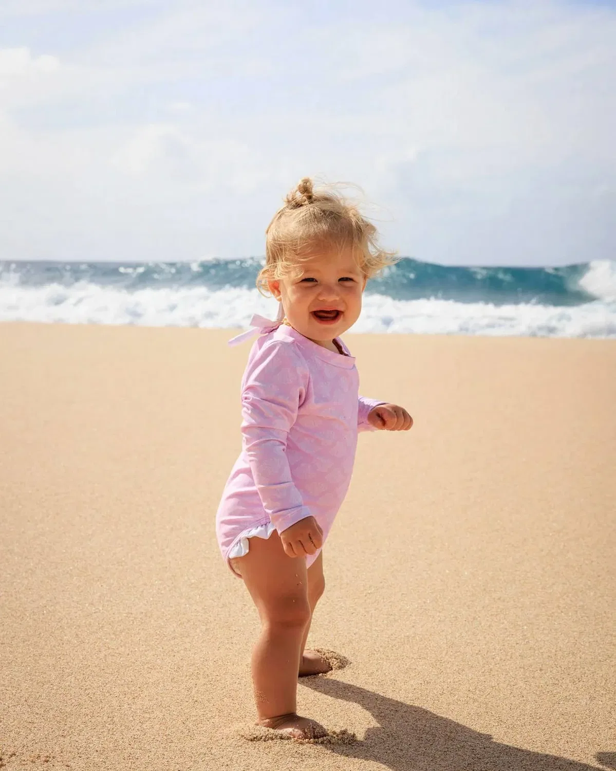 Детский купальный комбинезон для девочек с защитой UPF 50+ Coastal Cutie feather 4 arrow, Pop Pink — фото 2