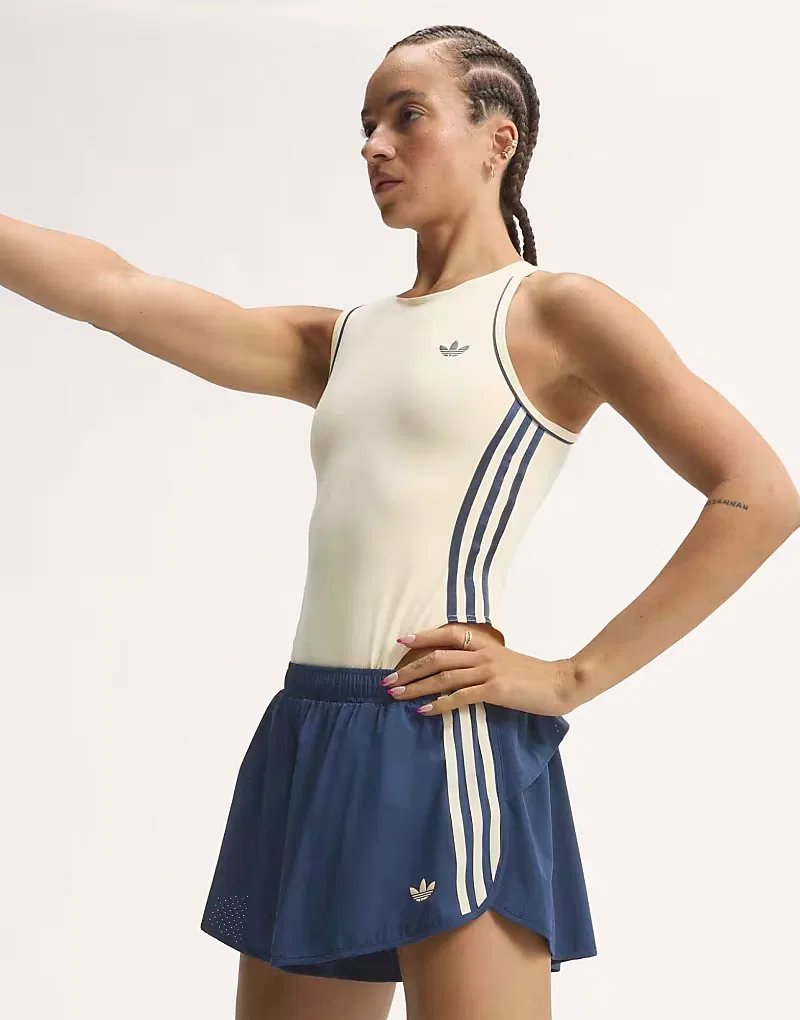 Спортивные шорты Adidas Originals индиго