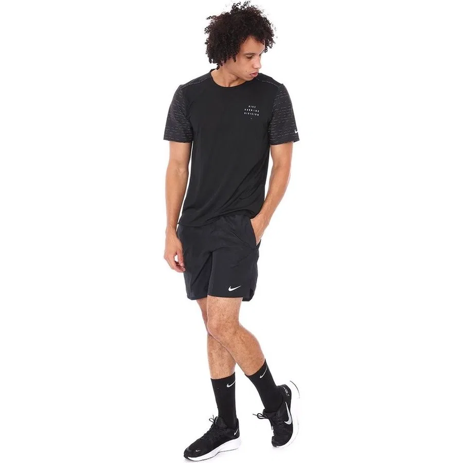 Футболка мужская с длинным рукавом из полиэстера Nike Dri-FIT Run Division Nv Rise 365 Ss, Черный