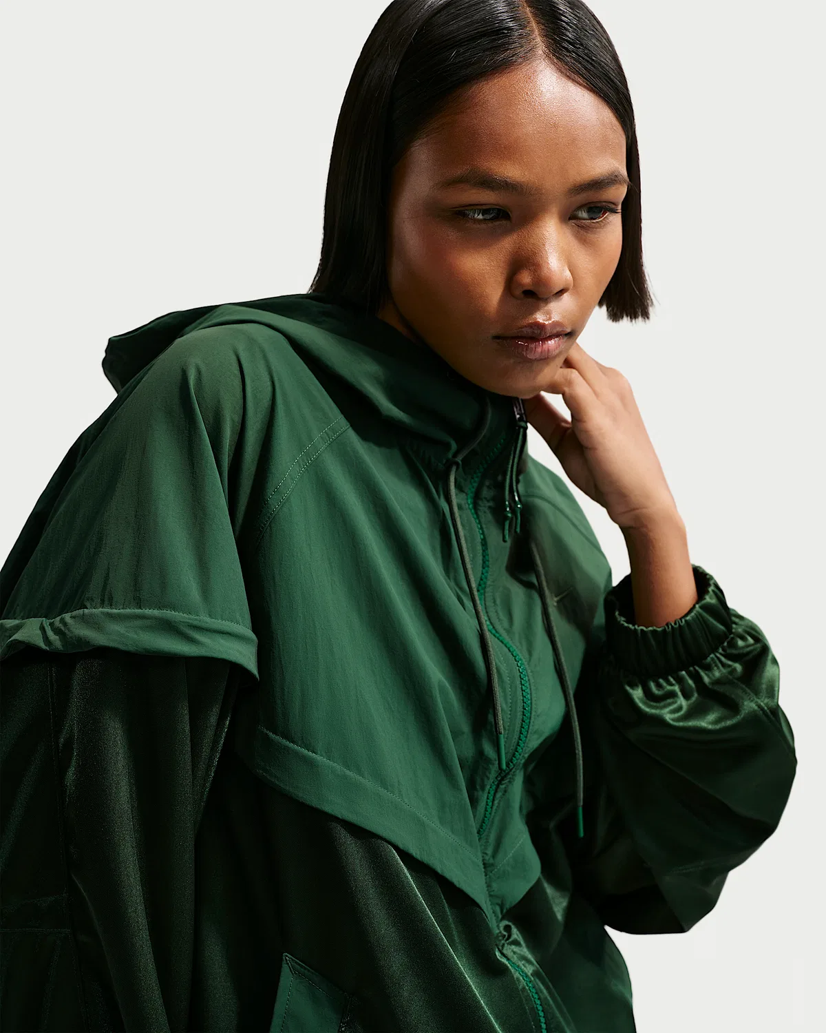 Женская оверсайз куртка Windrunner Nike Sportswear, Fir/Fir/Fir — фото 3