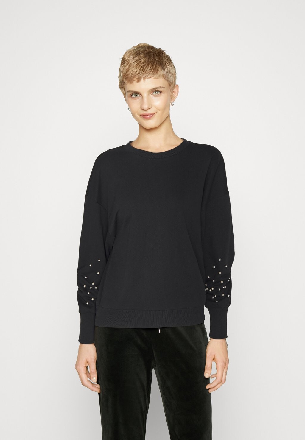 

Толстовка Onldina Pearl O Neck ONLY, черный