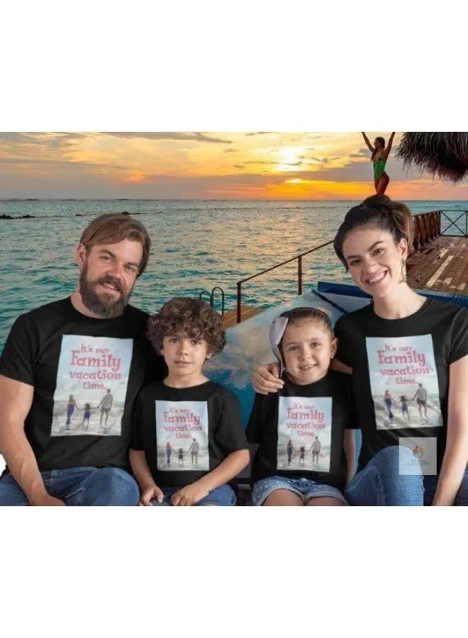 Футболка с принтом Family vacation 2023 Matching Family Outfits, черный — фото 2