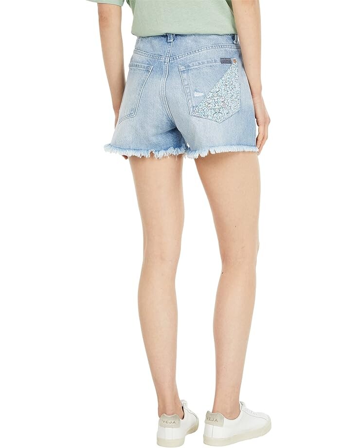 

Шорты 7 For All Mankind Patched Monroe Cutoffs Shorts in Laurel Canyon, цвет Laurel Canyon