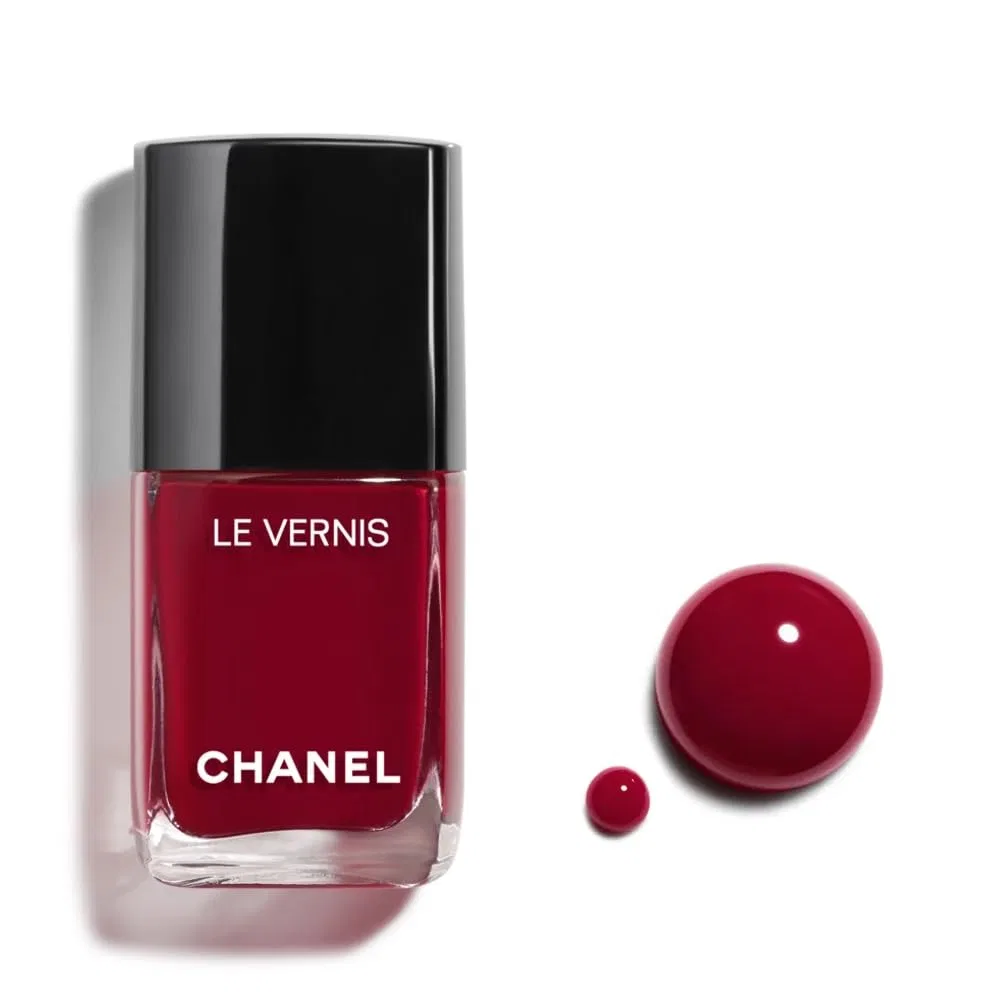 Лак для ногтей «Le Vernis 153-Pompier» Chanel