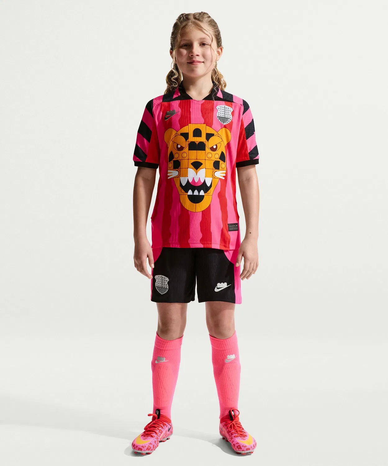 Детская футболка с принтом NIKE X LEGO COL AEROFIT J JSY NIKE, Pink — фото 4