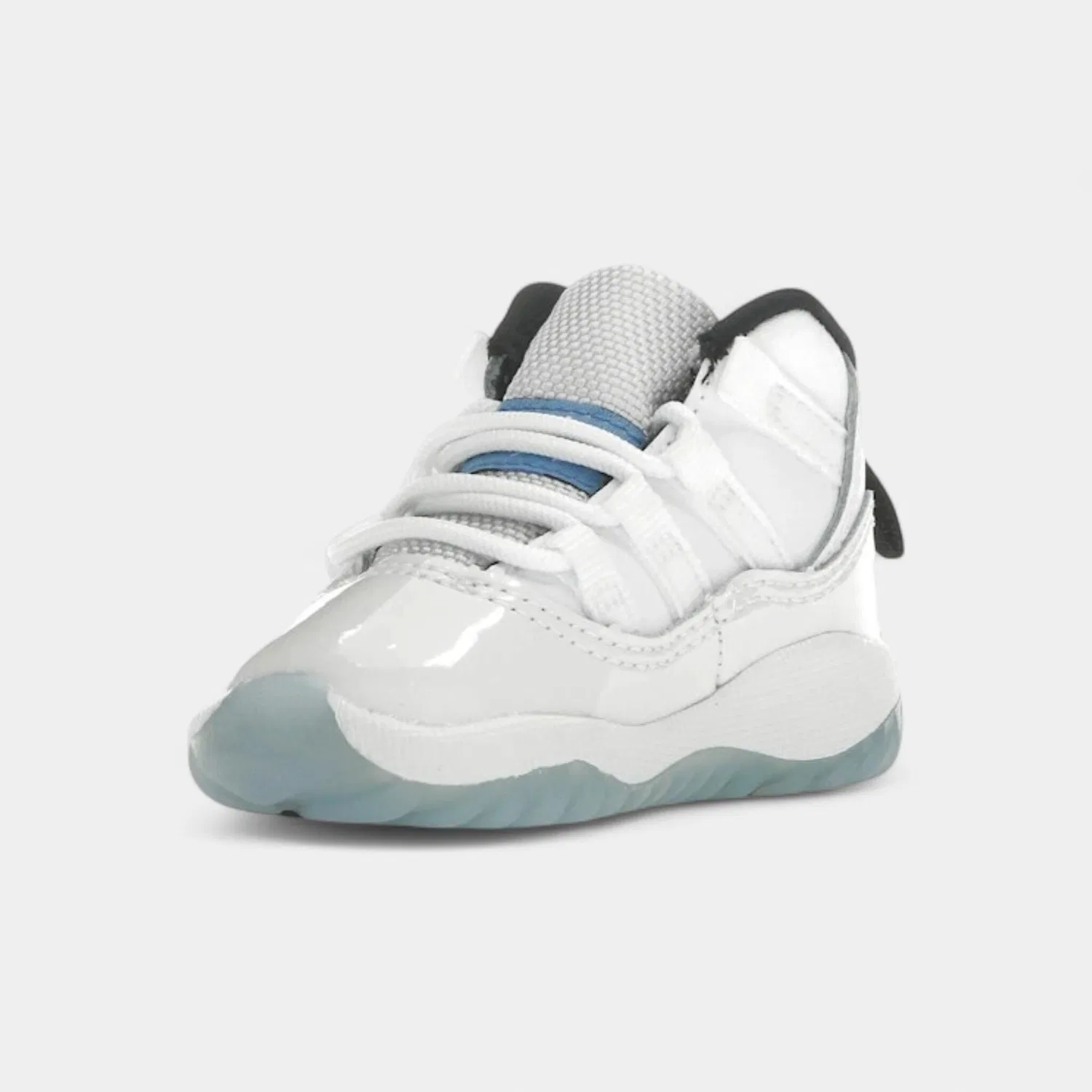 Детские кроссовки Jordan 11 Retro Legend Blue (2024) (TD), Weiss — фото 3