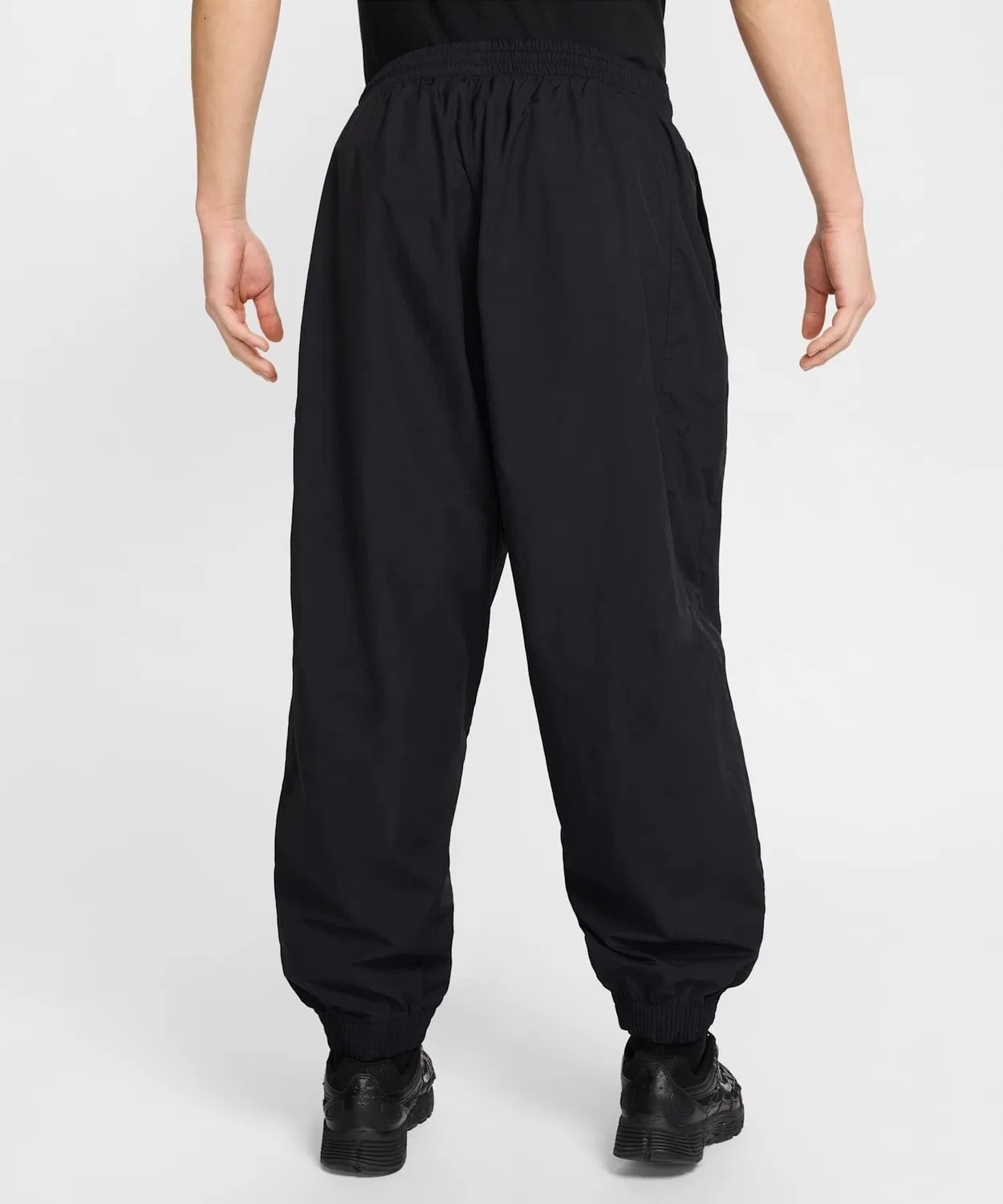 Мужские спортивные штаны оверсайз из нейлона Nike Club, Black — фото 2