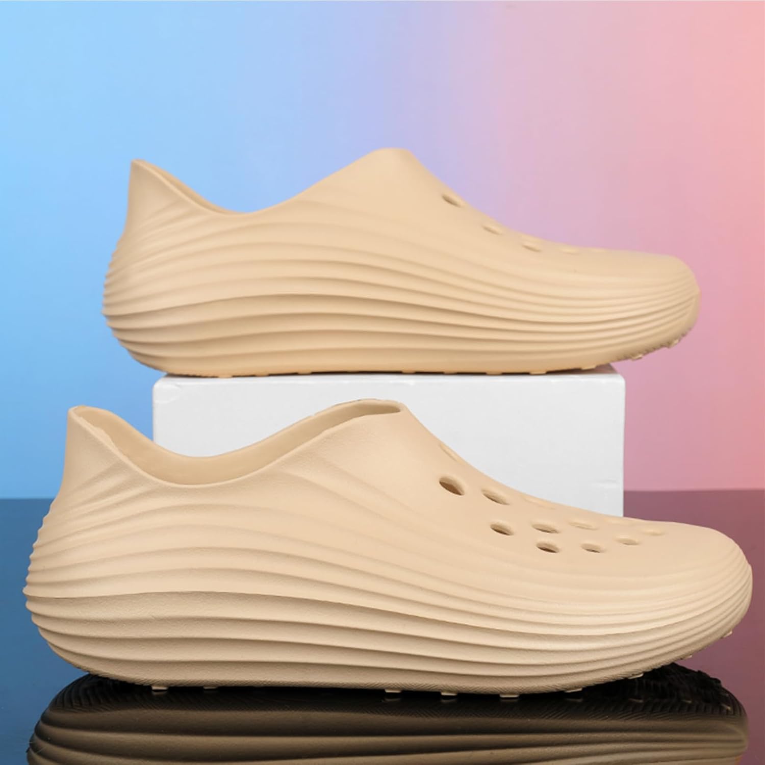 Кроссовки Foam Runner для мужчин и женщин, без шнурков, с вырезами, в стиле Foam Runner, легкие, долговечные, из EVA, дышащие, мягкие тапочки-облака для мужчин и женщин Inkuil, бежевый — фото 2