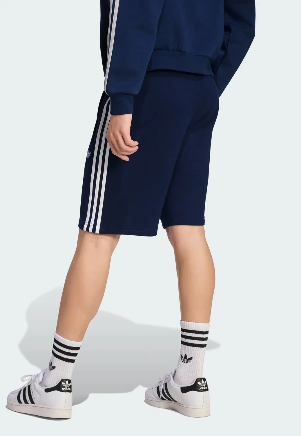 Шорты Adidas Originals Regular Pants 3-Stripes темно-синего цвета — фото 3