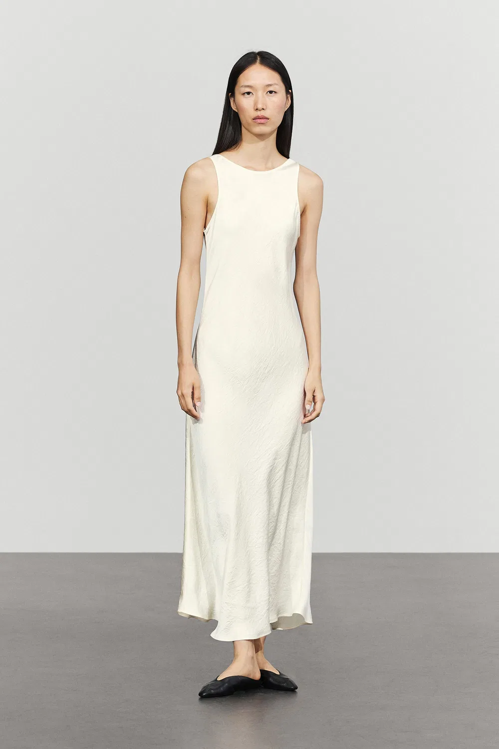 Платье Атласное Massimo Dutti, миди, песочно-коричневый — фото 4