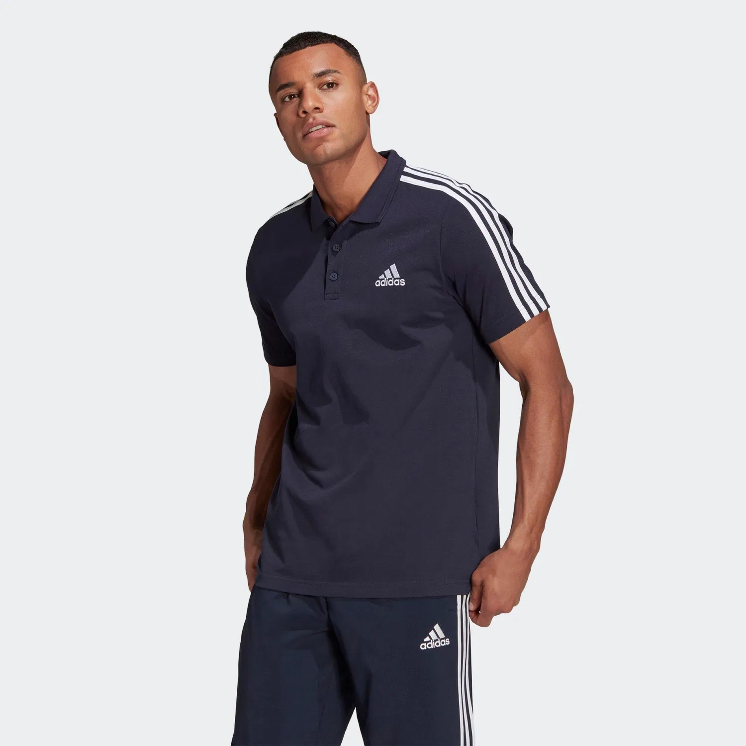 Мужское поло с вышитым логотипом AEROREADY Essentials Pique Embroidered Small Logo 3-Streifen Adidas, Blau Weiss — фото 3
