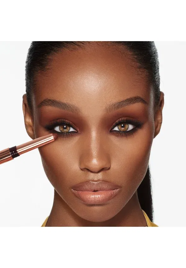 Карандаши для теней Exagger-eyes - тени для век 1.6 г Charlotte Tilbury, цвет 5 mink sculpt — фото 2
