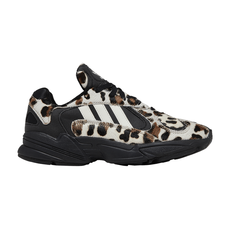 

Кроссовки adidas Yung-1 'Leopard', черный