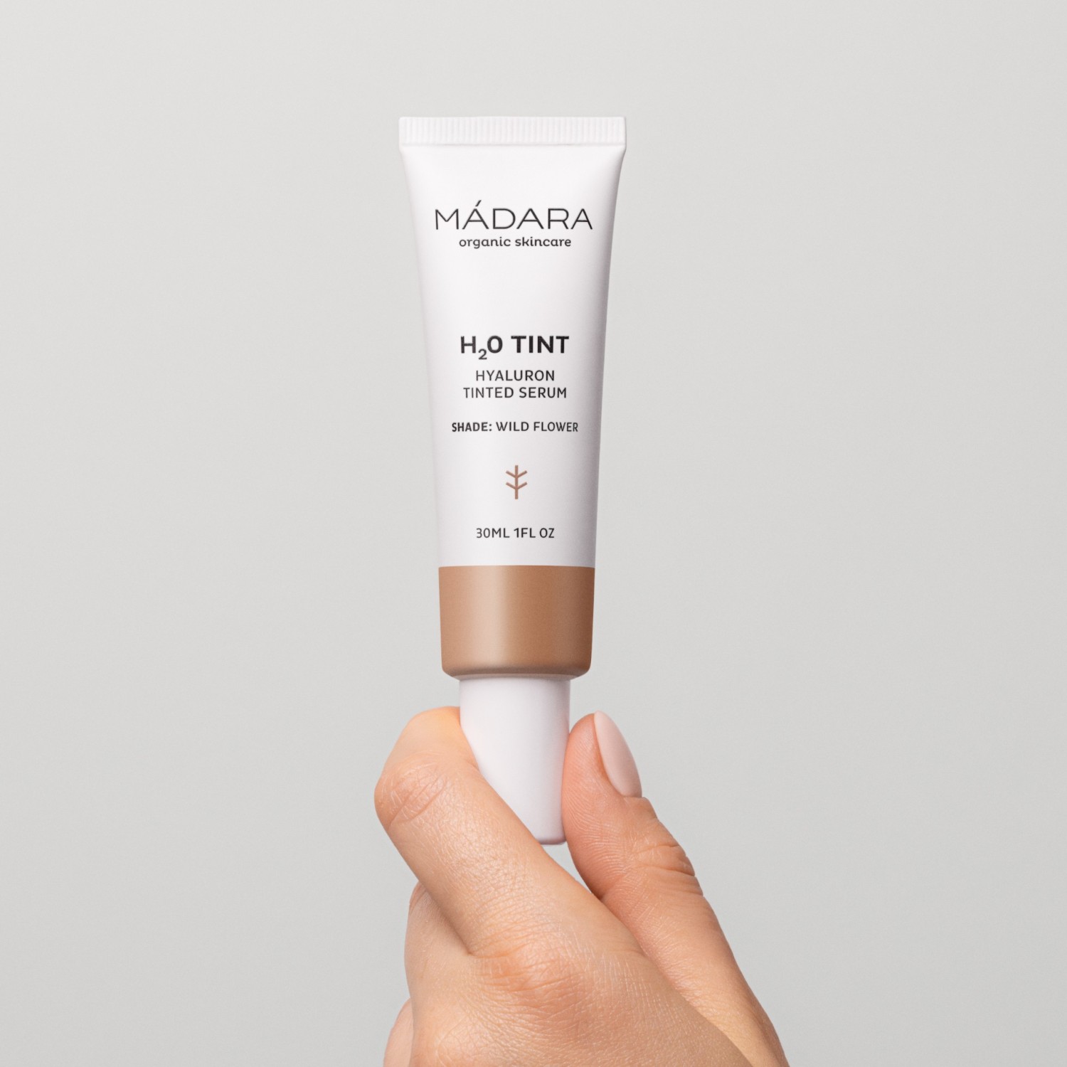 Сыворотка Mádara — Дневной h2o tint getöntes hyaluron-serum Madara, 4 wild flower, объем, 30 мл — фото 4
