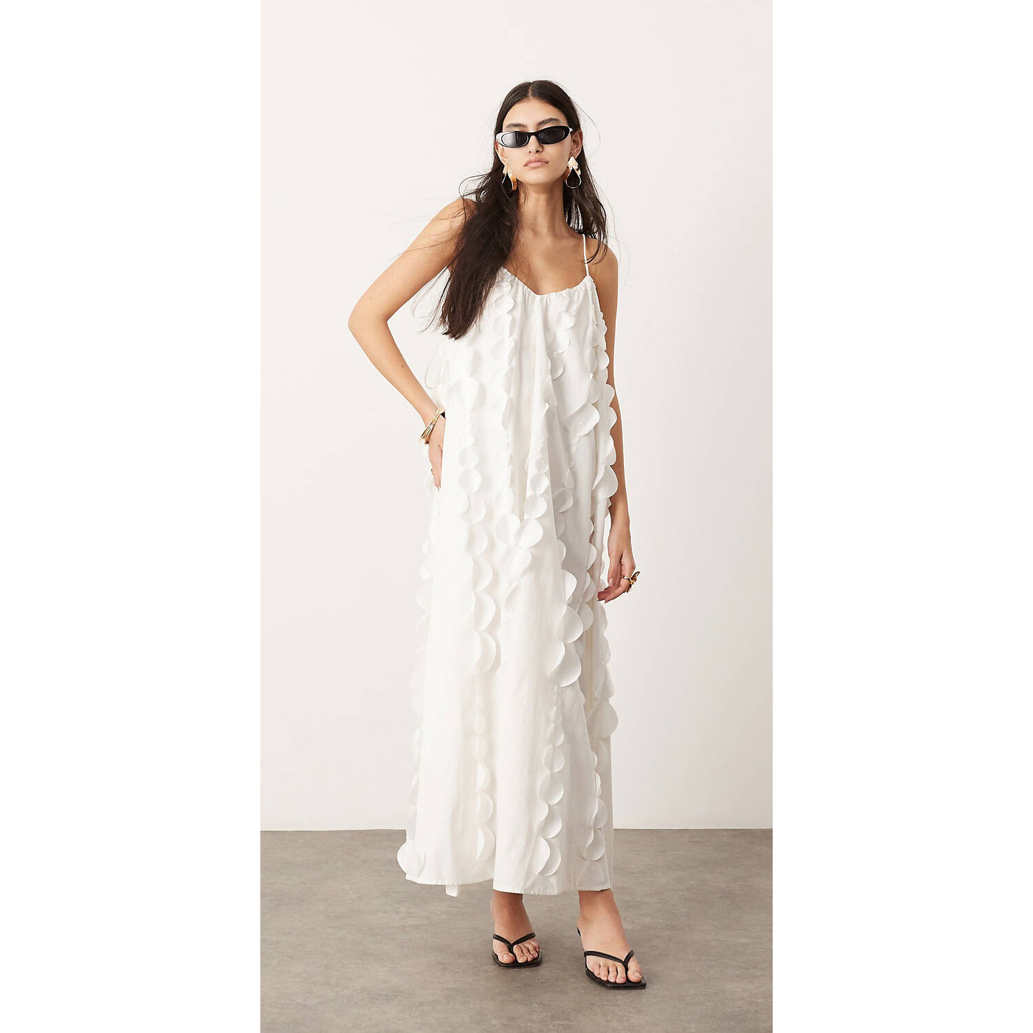 

Платье Asos Edition Asos Edition Extreme Cami Trapeze Maxi, белый