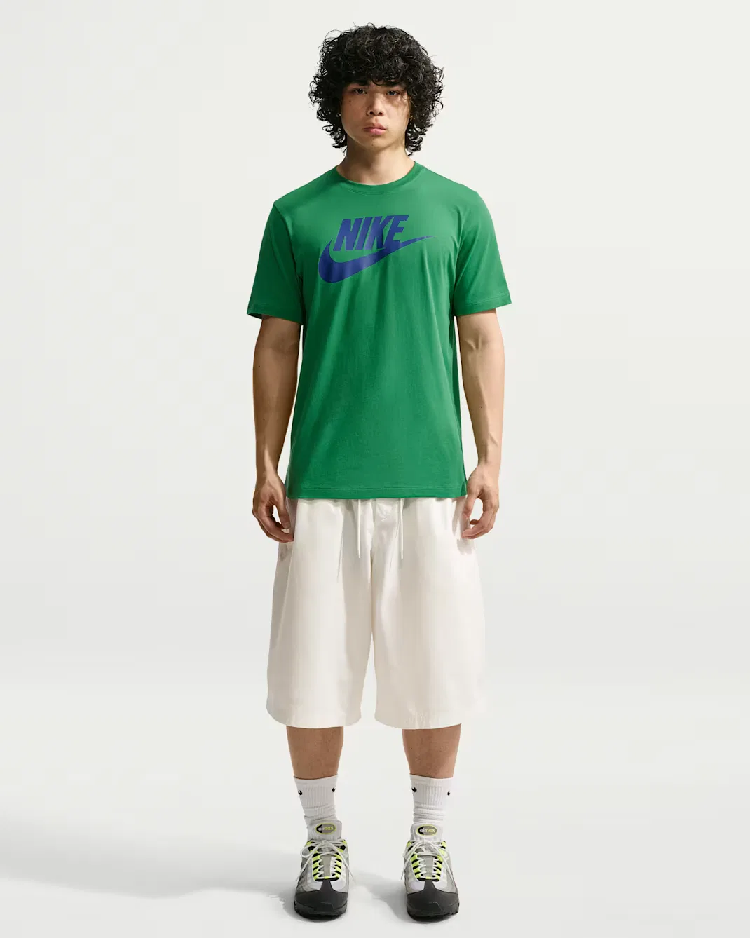 Мужская футболка Nike Sportswear, Classic Green — фото 4