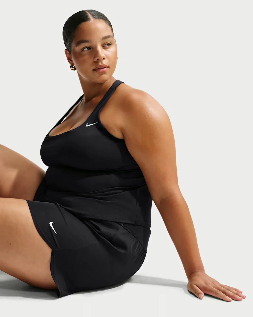 Женские плавки-шорты (большие размеры) Nike Swim Effortless Essential, Black — фото 4